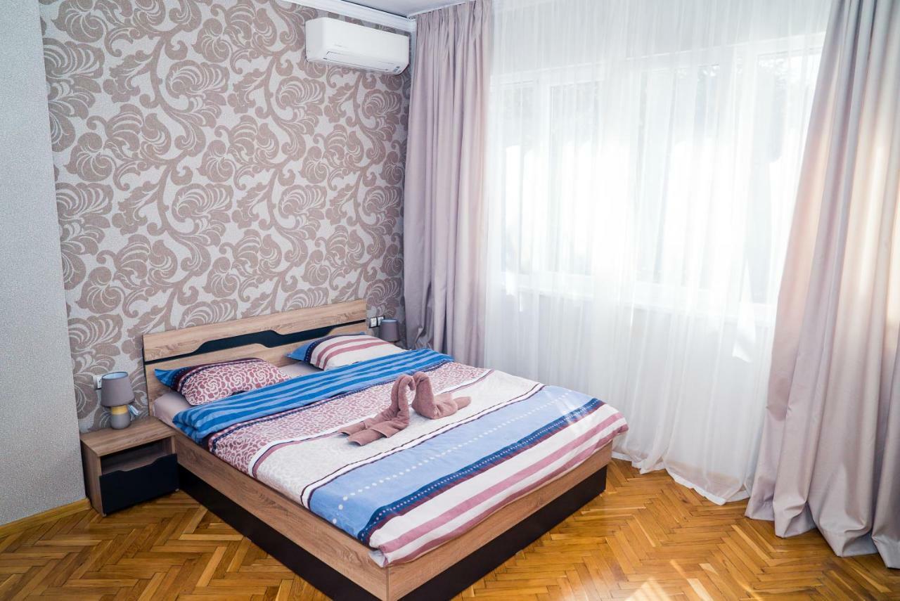 Sofia Central Luxury Apartment Bagian luar foto