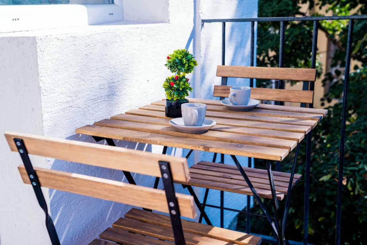 Sofia Central Luxury Apartment Bagian luar foto