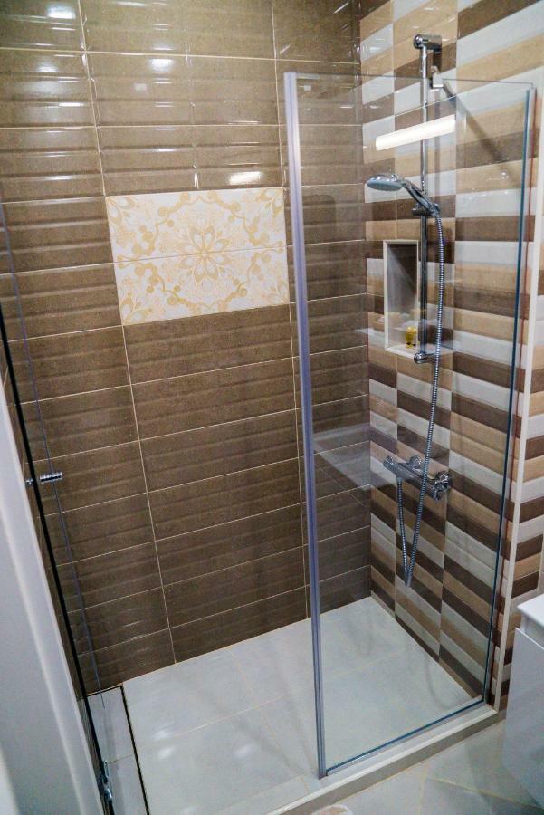 Sofia Central Luxury Apartment Bagian luar foto
