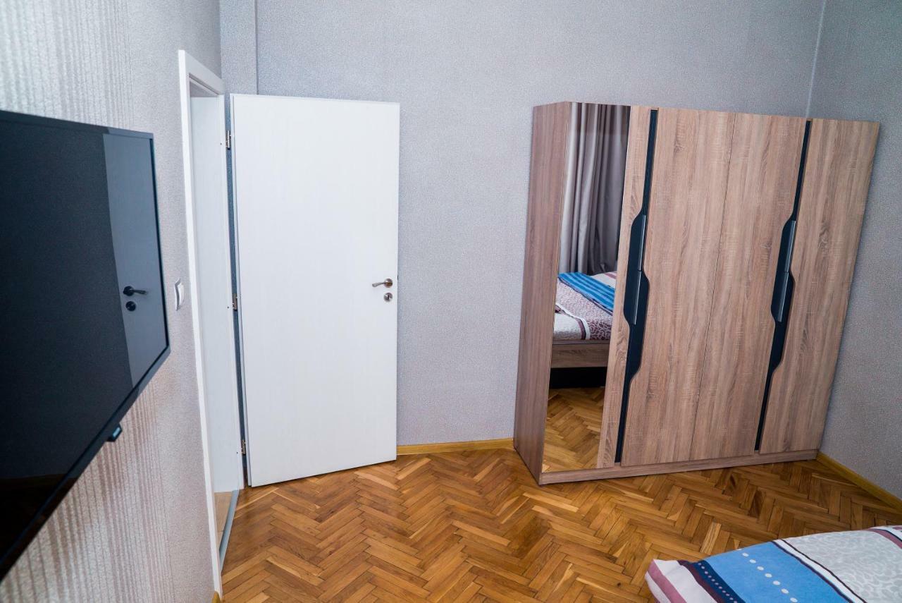 Sofia Central Luxury Apartment Bagian luar foto